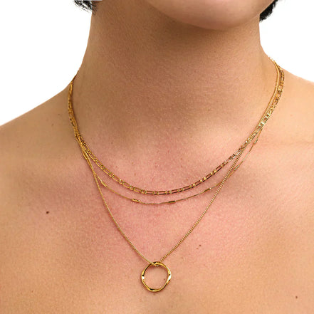 Léonie | Collier en or à trois rangs en cercle ouvert
