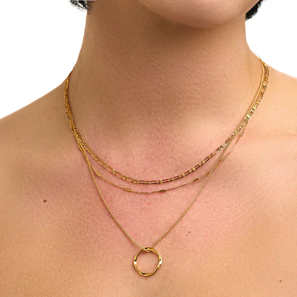 Léonie | Collier en or à trois rangs en cercle ouvert