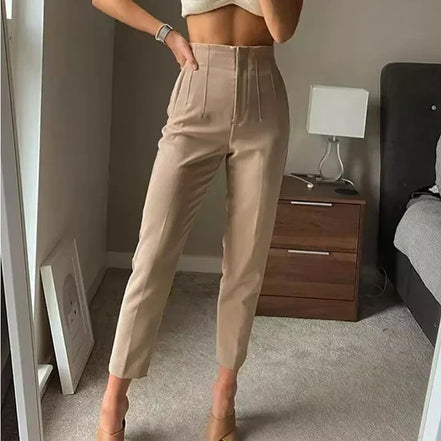 AYU | PANTALON FORMELLE TAILLE HAUTE AVEC COUPE AJUSTÉE