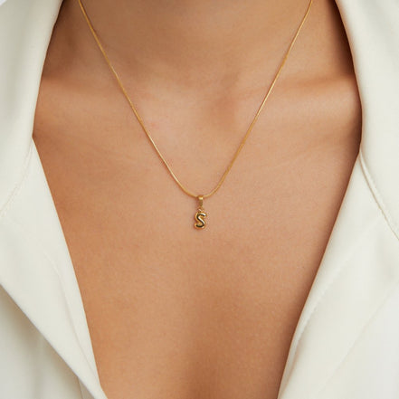 Léonie | Collier avec lettres en bulles chic