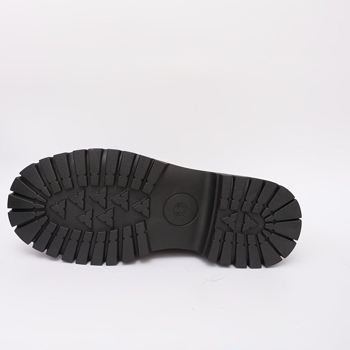 LÉA | DESIGN CLASSIQUE, CONFORT & STYLE