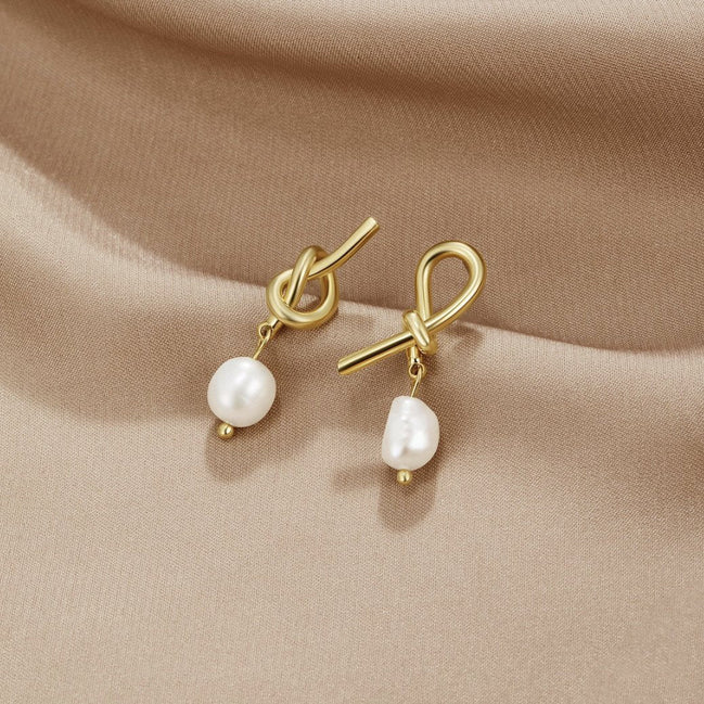 Léonie | Boucles d'oreilles en or noué et perles d'eau douce