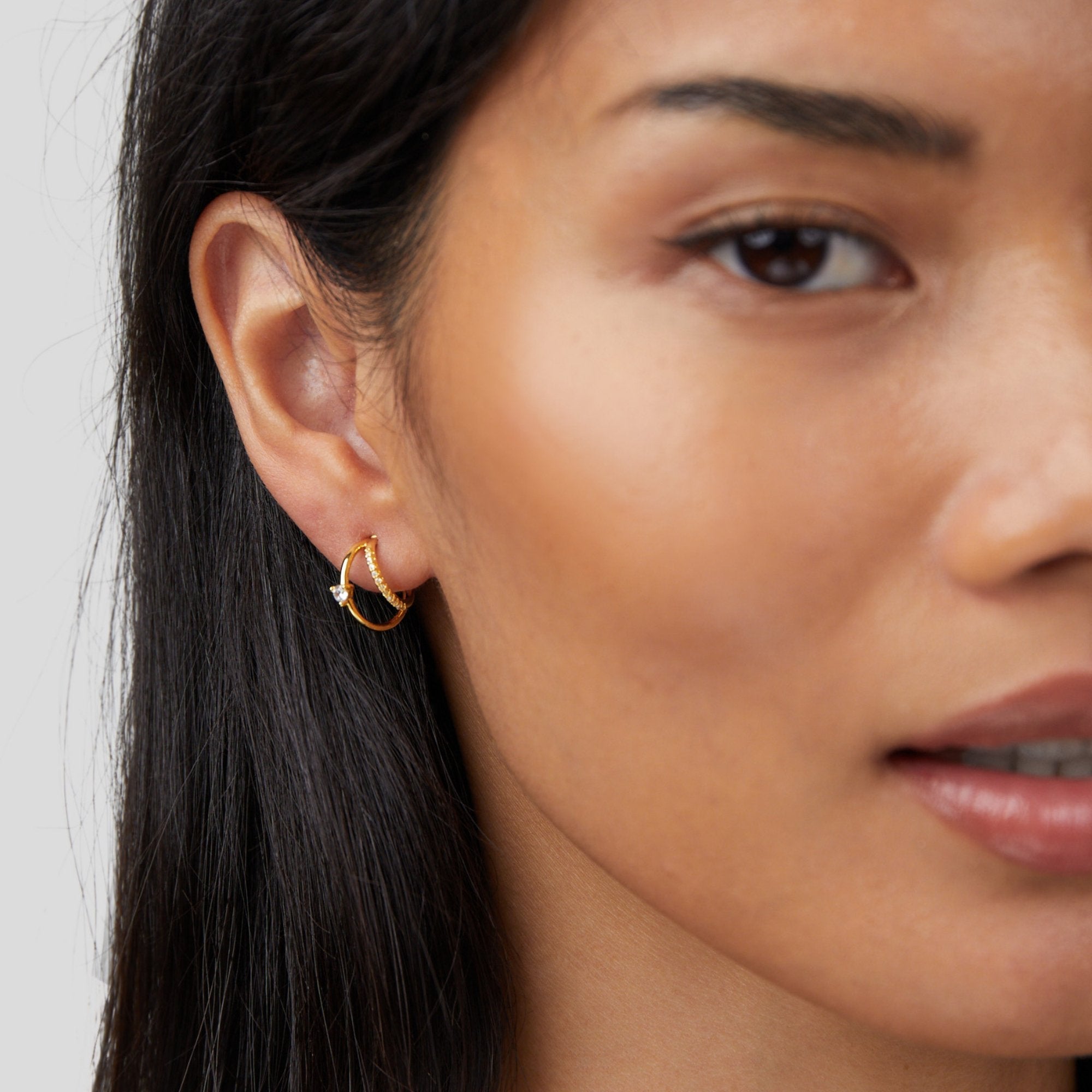 Léonie | Boucles d'oreilles en or avec cristaux Artie