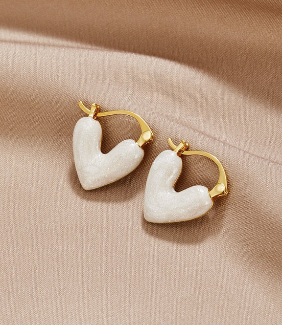 Léonie | Boucles d'oreilles en forme de cœur pur