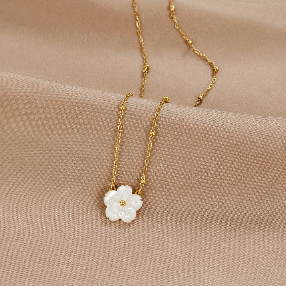 Léonie | Collier Storslagen Blomma